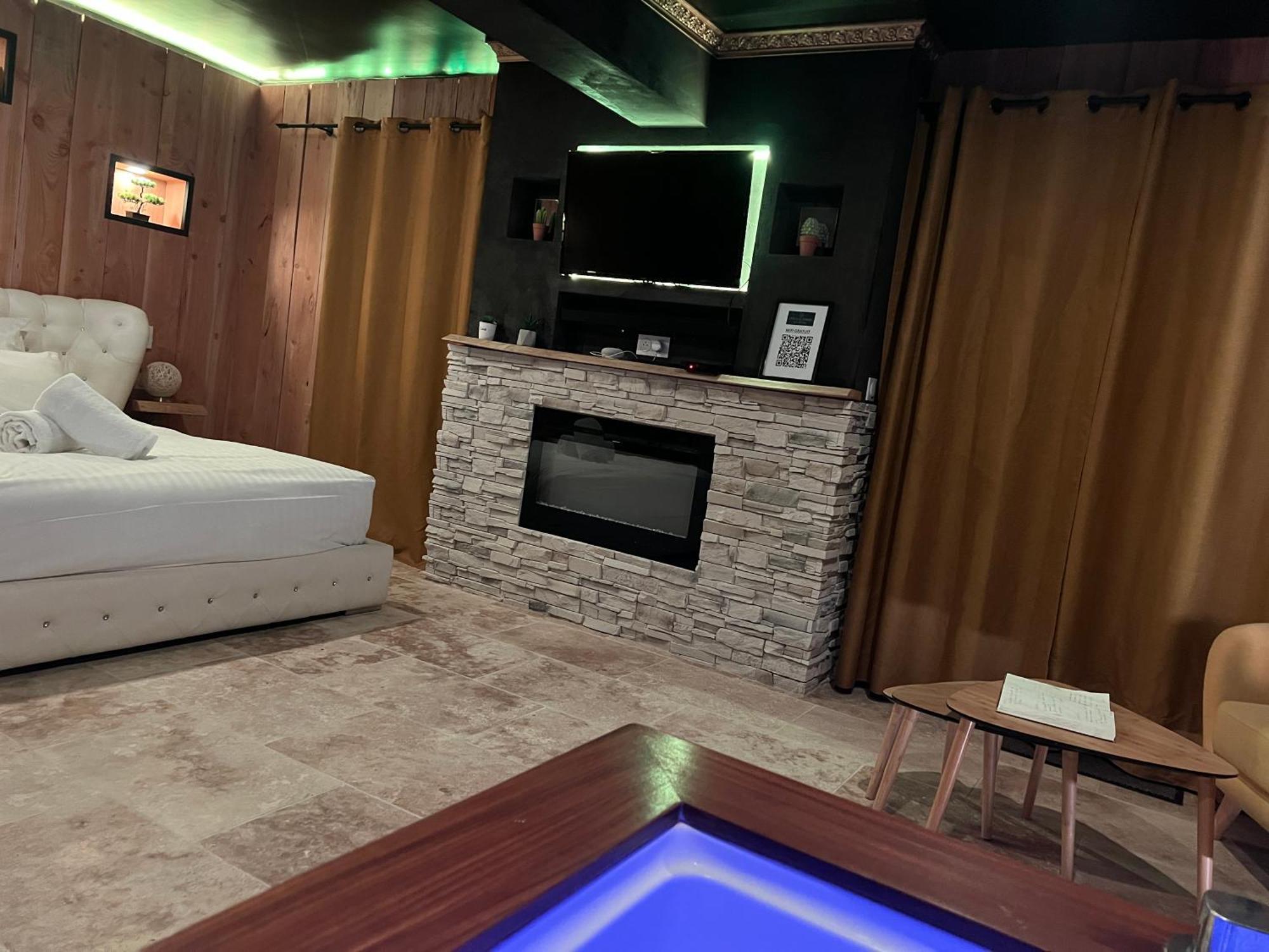 Le Lodge Des Charmes 5 Etoiles Leves Exterior foto